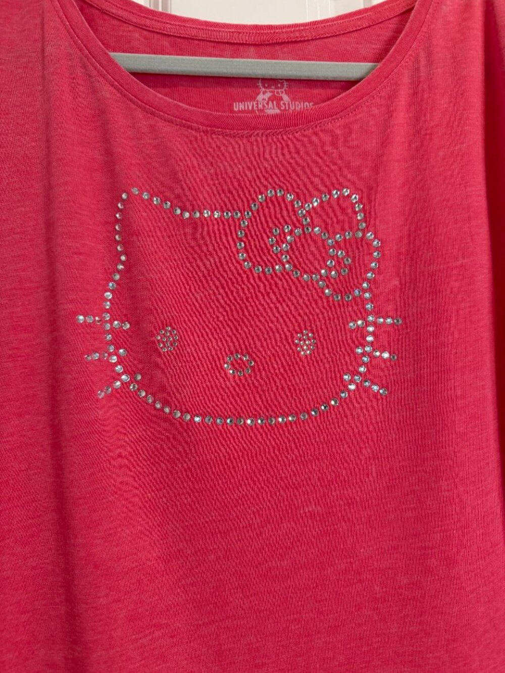 Hello Kitty Rhinestone T-shirt with Rhinestone Size "L" - Picture 2 of 5